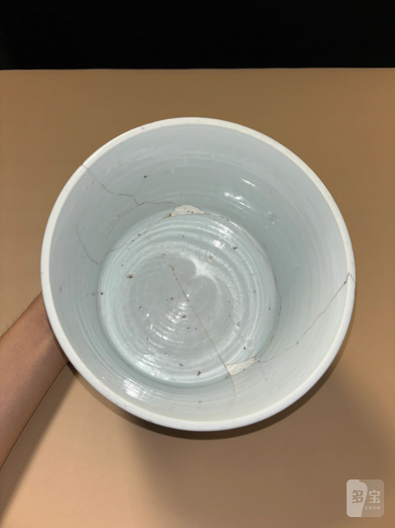 清康熙 青花翻羹不恚图笔筒 - 图6